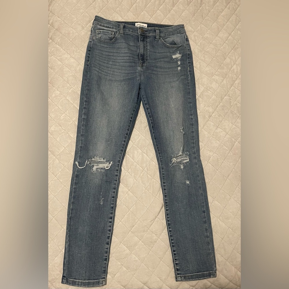 Studio Blue Women's Distressed Skinny Jeans